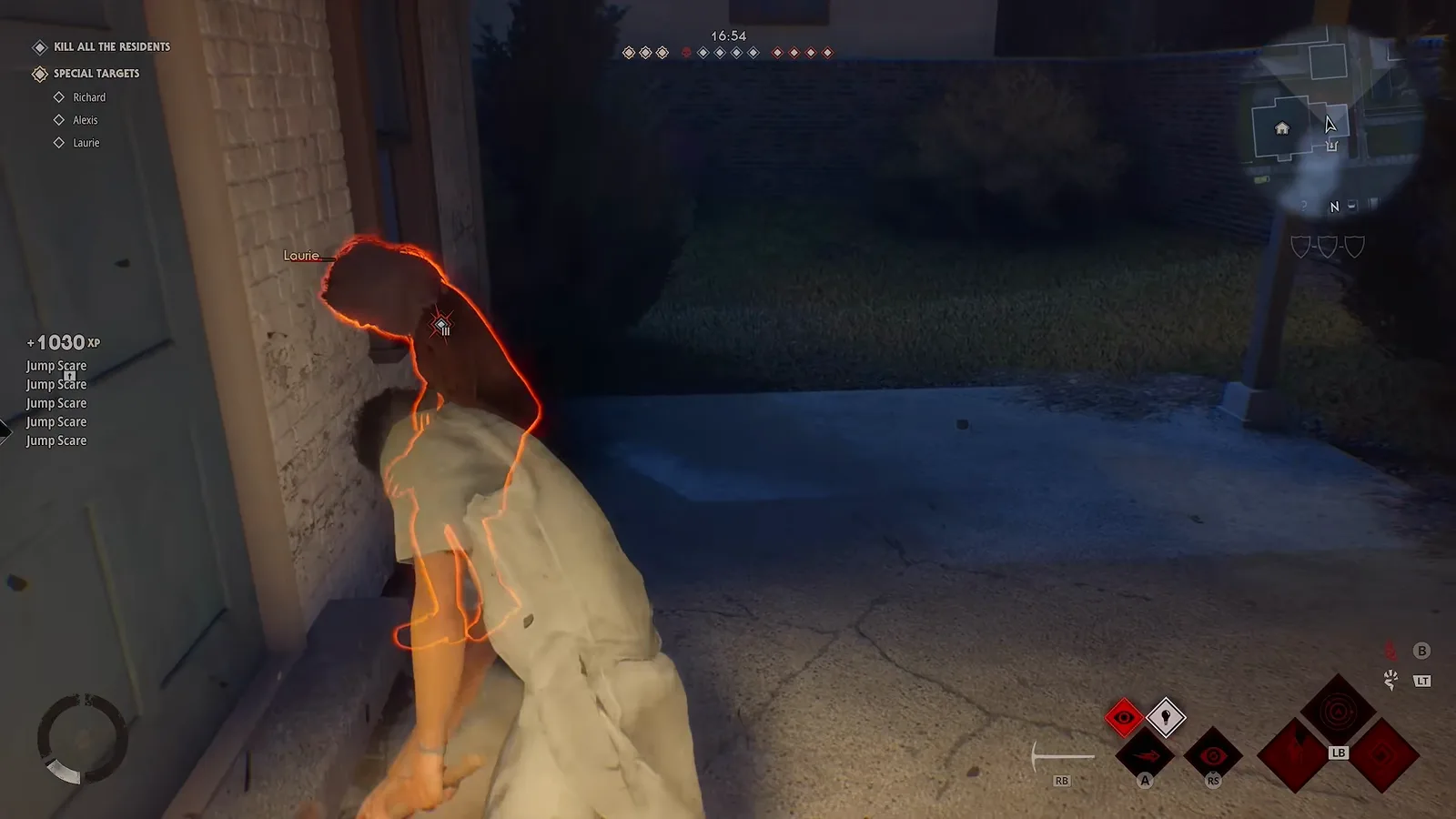 Halloween: The Game awarding +1030 XP from five stacked Jump Scare lines after Michael Myers grabs a highlighted resident at a doorway